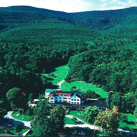 Winter Clove Family Inn Round Top ภายนอก รูปภาพ